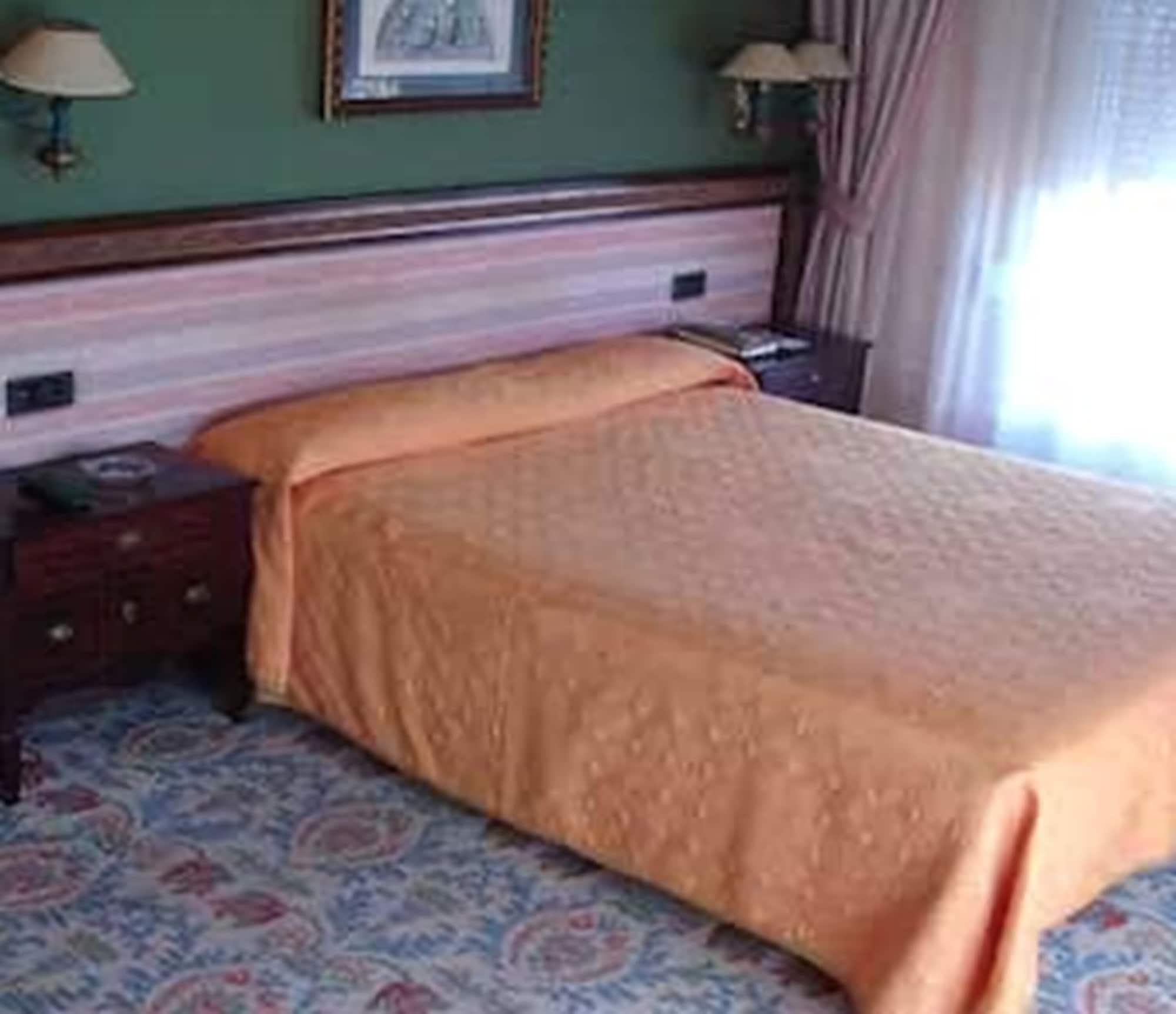 Hotel Begona Park Хихон Екстериор снимка