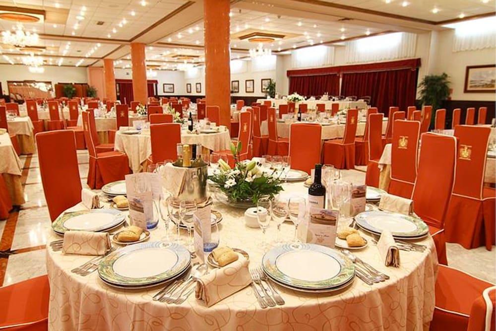 Hotel Begona Park Хихон Екстериор снимка
