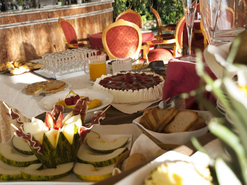 Hotel Begona Park Хихон Екстериор снимка